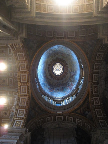 大教堂內的天花板