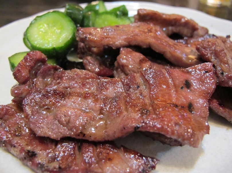 山梨居酒屋的牛舌