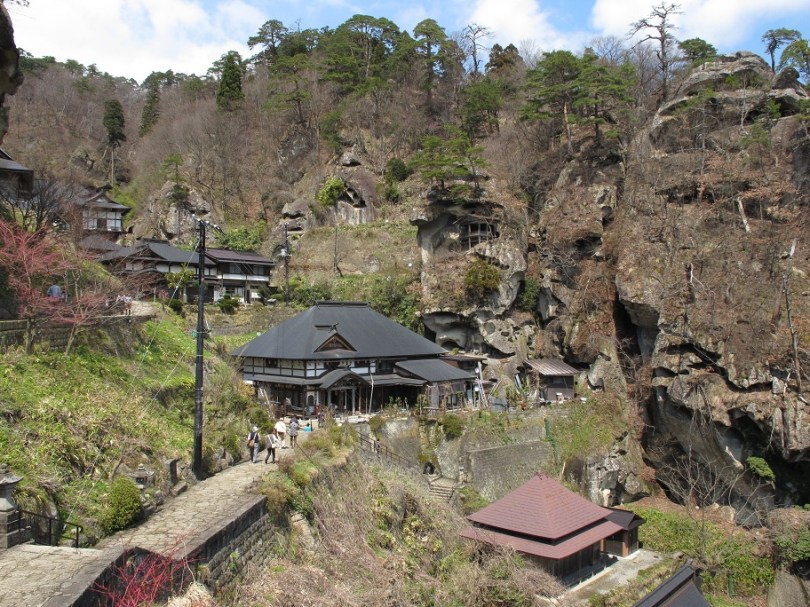 冬天的山寺一定更有氣氛