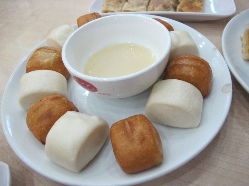 到步後的晚餐 - 饅頭