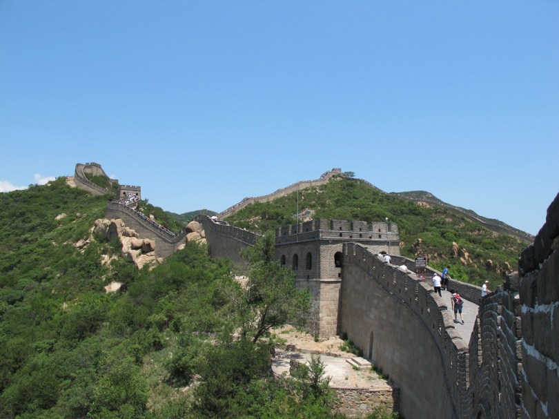 晴空下更有氣勢