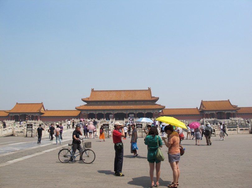 左起: 貞度門、太和門、昭德門