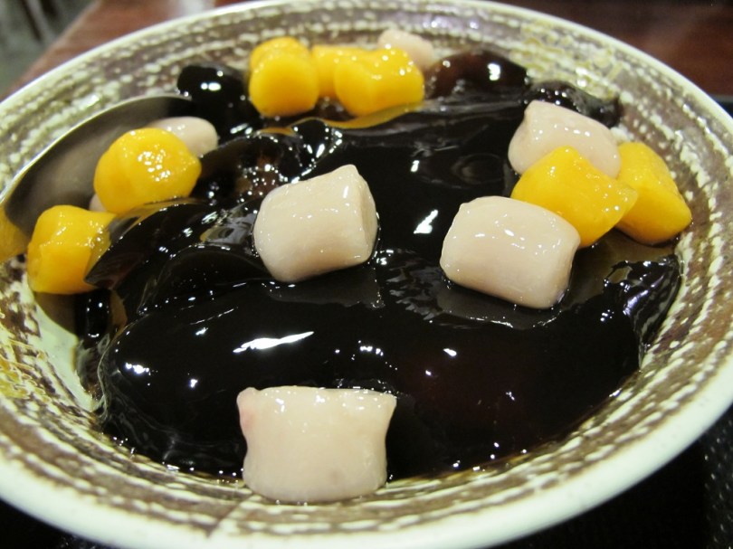 仙草芋圓，讚！
